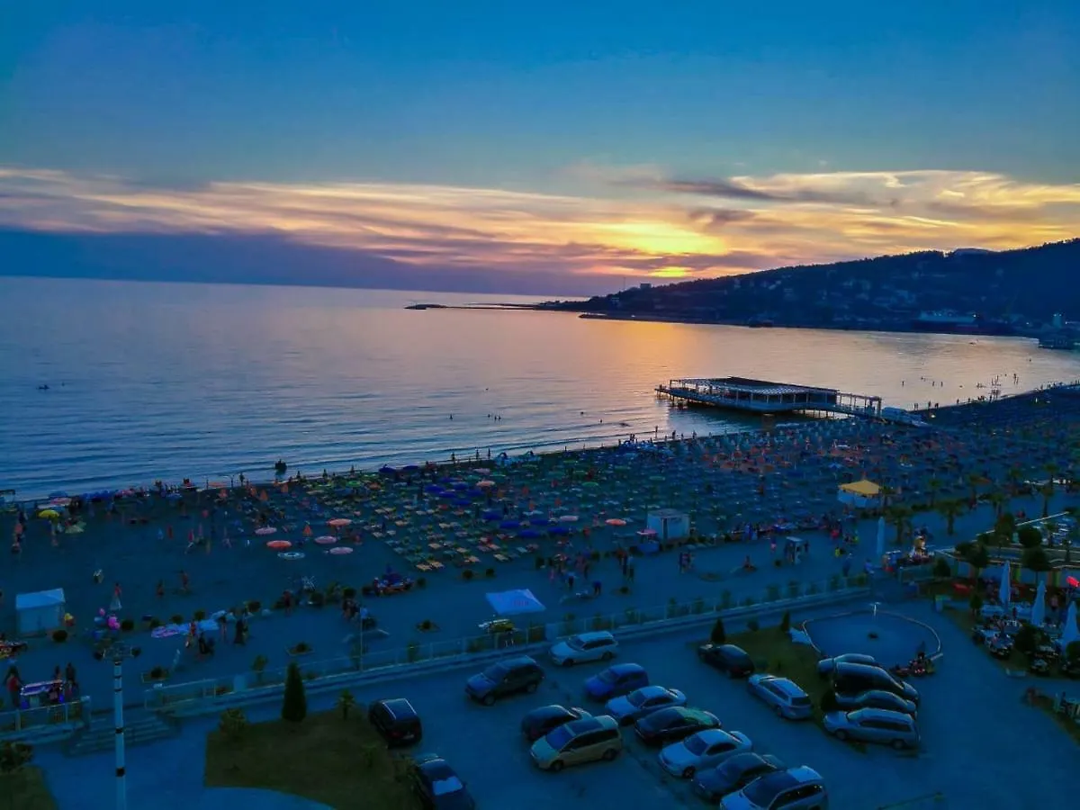 Nada Seaview Apartment Shëngjin